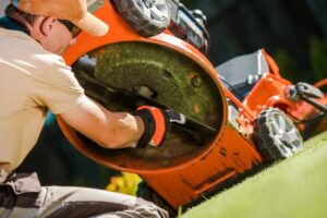 Read more about the article How to sharpen lawn mower blades?